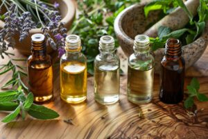 Lire la suite à propos de l’article Un guide complet : découvrez cinq huiles essentielles pour vaincre les boutons de fièvre efficacement